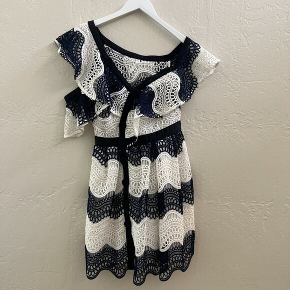 Self-Portrait White Blue Guipure Lace One Shoulder Cocktail Mini Dress - Picture 5 of 9